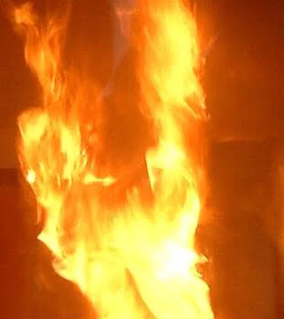 27 dead in Delhi office fire